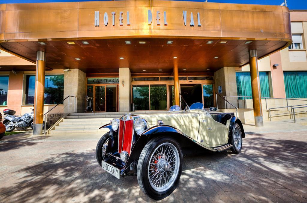 Hotel Del Val - Parking Gratuito อันดูคาร์ ภายนอก รูปภาพ