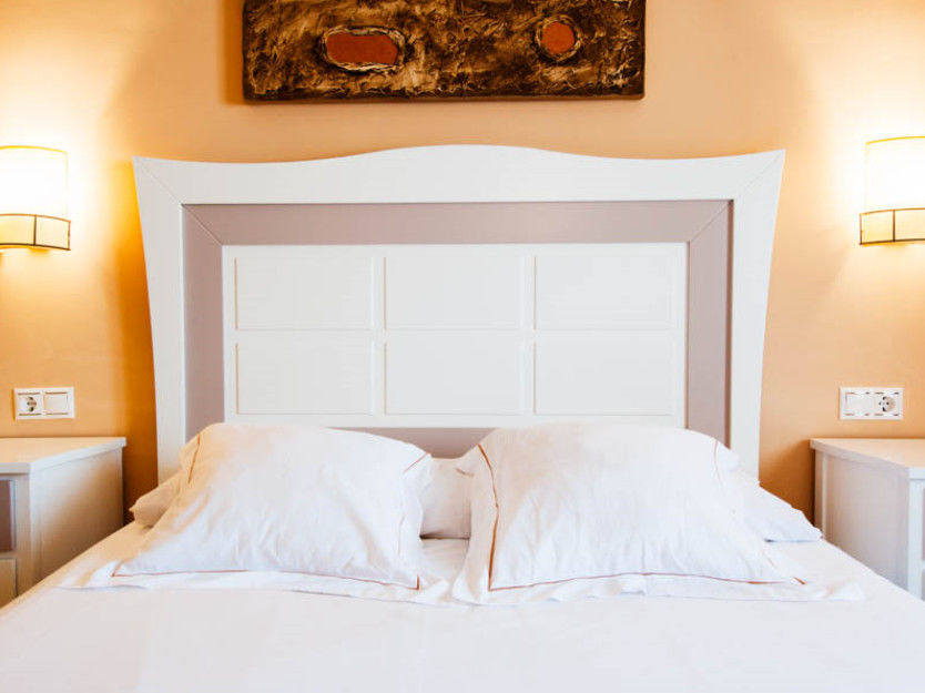 Hotel Del Val - Parking Gratuito อันดูคาร์ ภายนอก รูปภาพ